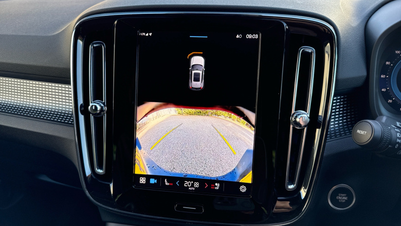 Volvo XC40 2.0 B3P Plus Dark 5dr Auto Petrol Estate